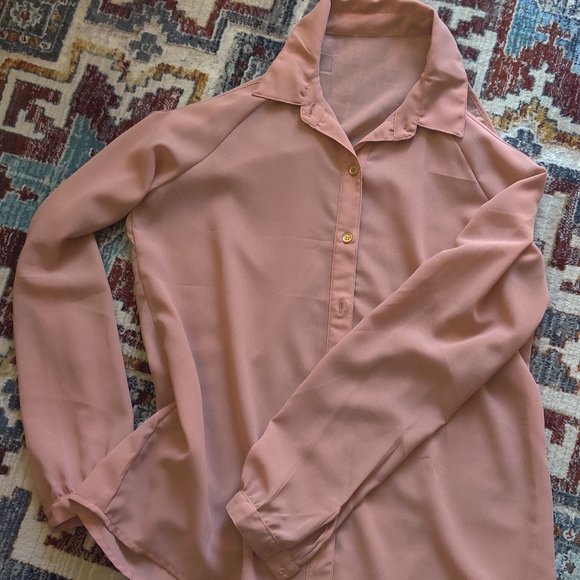 Open shoulders pink blouse - Picture 2 of 2